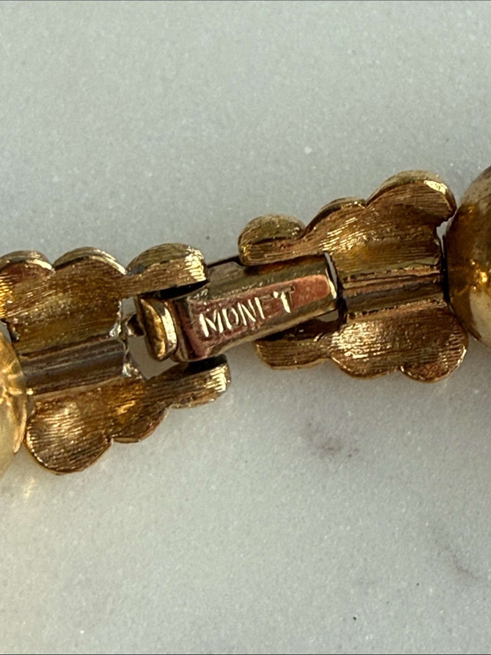 Stunning vintage Monet gold filigree bead necklace MCM atomic era old money - Picture 4 of 6